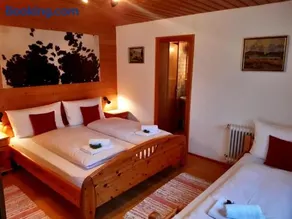 Haus Reason - Image 5