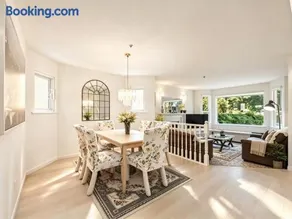 Spacious Modern Quiet l Entire Suite l Close to YVR Airport & Downtown & Restaurants - Image 1