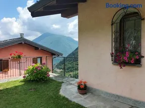 The Balcony on the Lake - Image 3