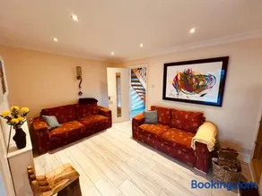 Tralee Town 3 Bedroom House with Parking - Image 1