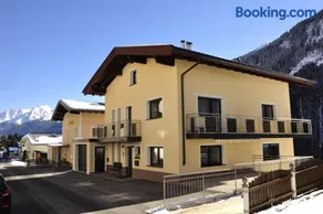 Haus Alpenrose - Image 1