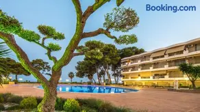 Ona Internacional Apartments - Image 2