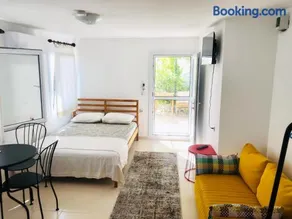 Small House in Bodrum - Image 2
