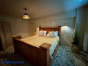 Central Parc Apartment - Image 1