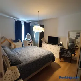 WelcomeHome FamilyApartment up to 4 adults and 1 child - Image 2