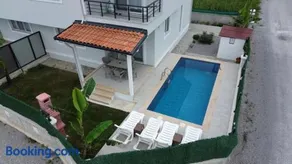 Lavender Villas - Image 2