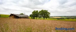 Brocklands Farm Glamping - Image 3