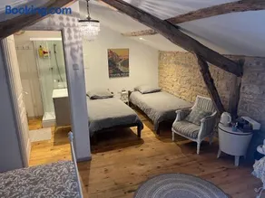 Chambre avec salle de bain - Image 1