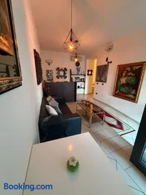 M&M Rooms - Image 3