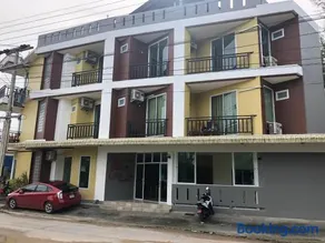 Chatin Guesthouse - Image 1
