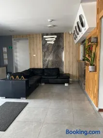 Hotel 42 Avenida - Image 3