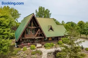 The Lodge at Lakeshore - Image 1
