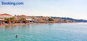 Apartment in Agia Triada 100m from beach - Image 1