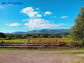 Meraviglioso studio adatto alle famiglie con griglia e giardino | Vista sulla montagna - Image 3