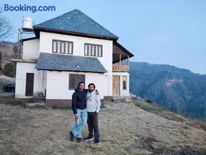 Trakers home - Image 1