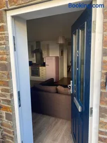 No 2 Minhinnick Court - Image 3