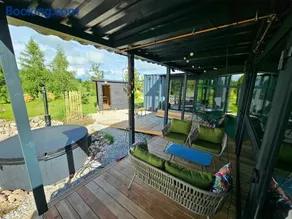 Vaitų Riešutynė - Big shipping container house - Image 2