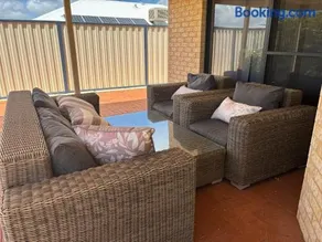Madora Bay Beach House - Image 2