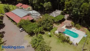 Casa de Campo com Piscina e lazer em Cascavel PR - Image 1
