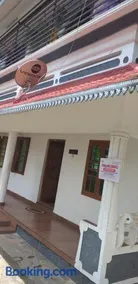 Punchiri Smile Home Stay-jyothis --211--Ground floor-Wachermukku-Varkala - Image 1