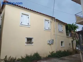 Ευχάριστο σπίτι με ωραίο κήπο - Image 2