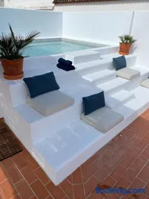 Alojamiento Armenia Piscina - Image 2