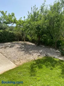 Golf View Apartment - Image 1