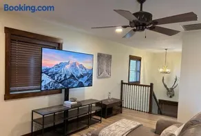 3BR Hamburg Home - Image 3