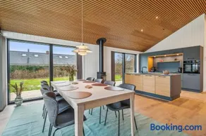 Stylish And Modern Holiday Home With Large Terraces And Private Bathing Jetty Just A Few Minutes Walk From The Child-Friendly Handrup Beach And - Image 5