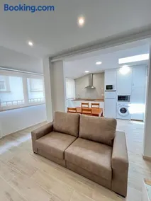 La Marina Apartamentos - Image 1
