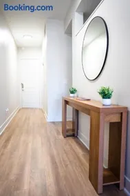 Modern Luxury Suite Deep Ellum Free Parking - Image 2