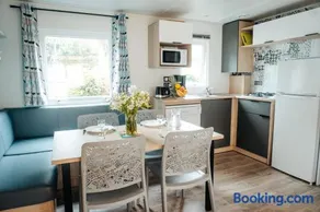 Mobil Home XXL 4 chambres - Camping À l'Ombre des Tilleuls - Image 2