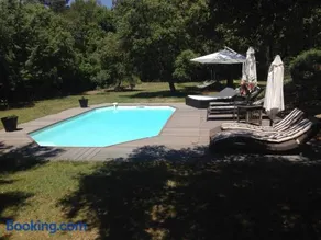 Villa provençale entre Aix en Provence et Luberon - Image 1