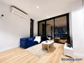 Blue Note MEL Designer apartment at Marvel - Image 2