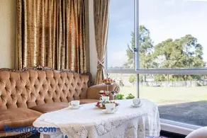 Dei Gratia High Tea House, 11A Loch Goyle Dr, Woodville - a quirky retreat with linen, aircon and Wi-Fi - Image 5