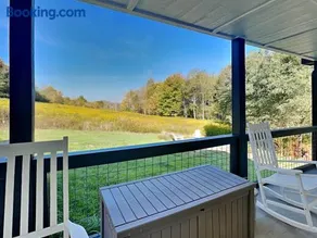 Just Like Home with Hot Tub - Image 2