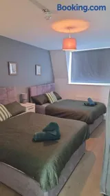 House 46 - Image 2