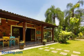 Linda Chácara em Condomínio com Piscina Climatizada, 5 Quartos, Churrasqueira e Muita Natureza a 40 Min de SP - Image 4