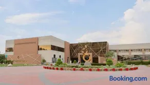 Circle Club Faisalabad - Image 1