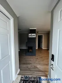 Modern 3 Bedroom Ranch House - Image 1