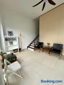 Khánh Phong Apartment and Homestay Vinhome Royal City - Image 5