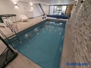 CHEZ ANITA - Image 1