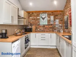 Granary cottage with HOT TUB - Image 4
