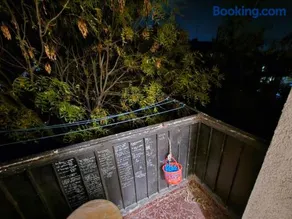 Super Central 2BR FREE Parking by BulgarianHomes - Image 3