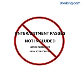 Summer Breeze Deluxe Caravan Rental - Image 1