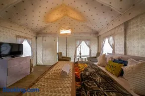 Skylight Retreat - Chail - Image 3