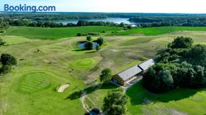 Binowo Park Golf Garden Rooms - Image 2