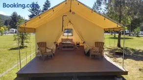 Redwood Meadows RV Resort - Image 1