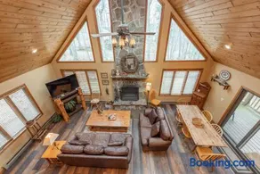 Hemlock Chalet by Railey Vacations - Image 2
