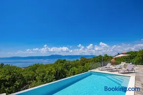 Holiday Home Elora Seaview Private Pool And Garden - Happy Rentals - Image 1